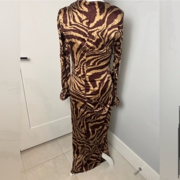 Ganni Ruche Silk Zebra Print Long Sleeve Dress/Size 4 - Picture 8 of 10